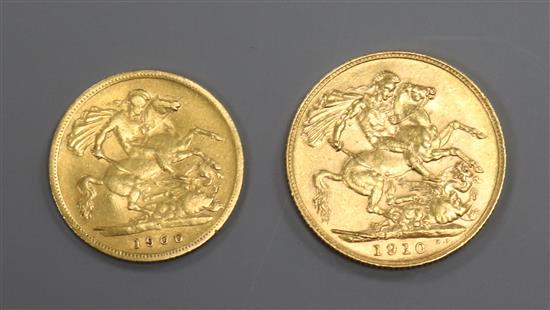 A 1910 gold full sovereign and 1900 gold half sovereign.